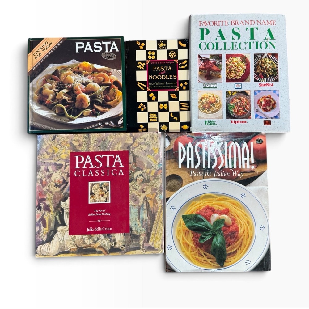 Vintage Pasta Cookbook Set bundle Italian Recipes kitchen decor 5pc